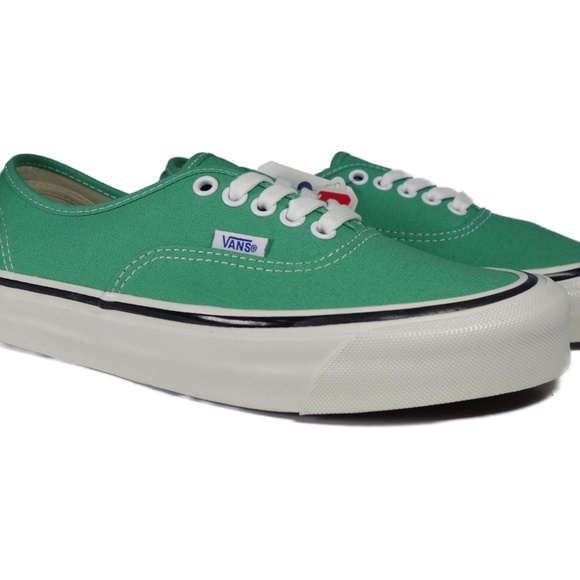 vans authentic 44 dx green
